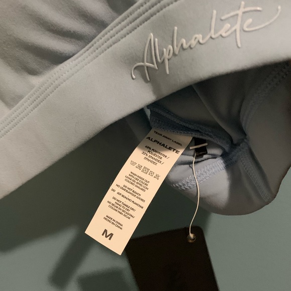 ALPHALETE NWT - BABY. BLUE SPORTS BRA - Picture 4 of 4